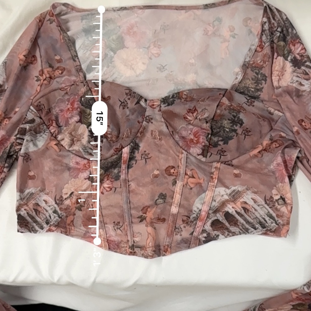 SHEIN Privé Angel and Floral Print Sweetheart Neck Trumpet Sleeve Crop Top - Picture 7 of 7